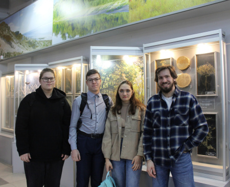 Студенты-географы посетили выставку, посвящённую полярному исследователю Бегичеву Никифору Алексеевичу