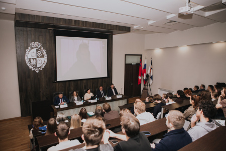 Кафедра географии и картографии выступила организатором панельной сессии «Ученые беседы о климате: Адаптация Каспийского региона к изменению водного режима: вызовы и возможности»