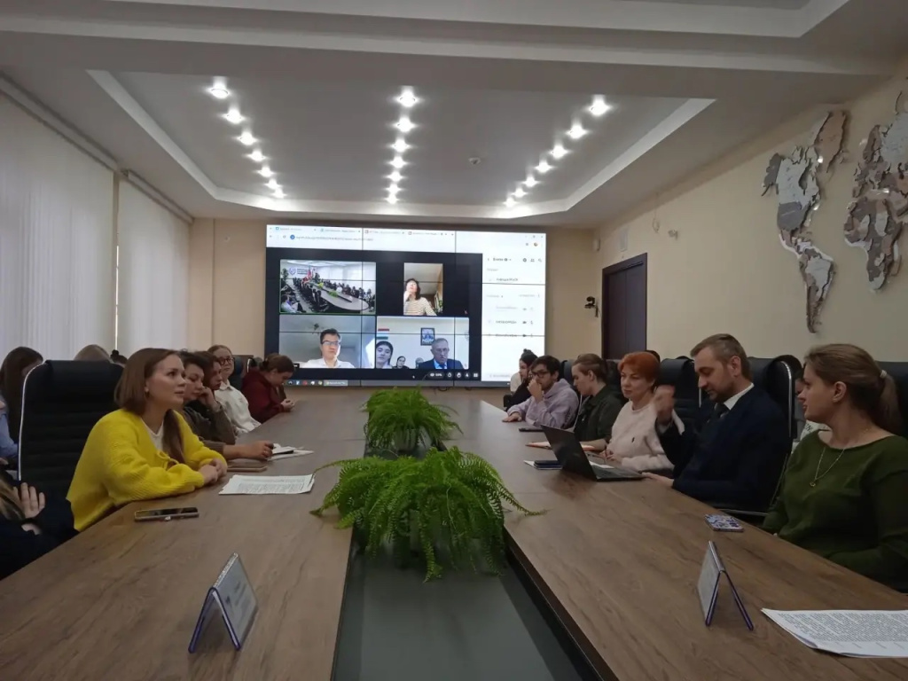 Помогающие профессии в современном мире