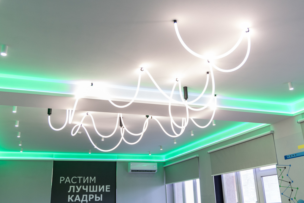 В ВолГУ при поддержке СБЕРа открылась «умная аудитория» 