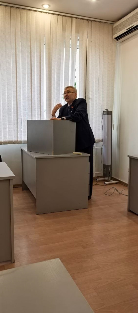 В Год защитника Отечества в ВолГУ провели историческую конференцию