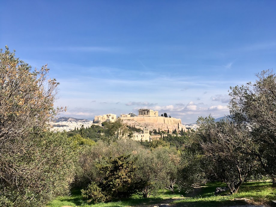 Вид на Акрополь с холма Филопаппа.JPG