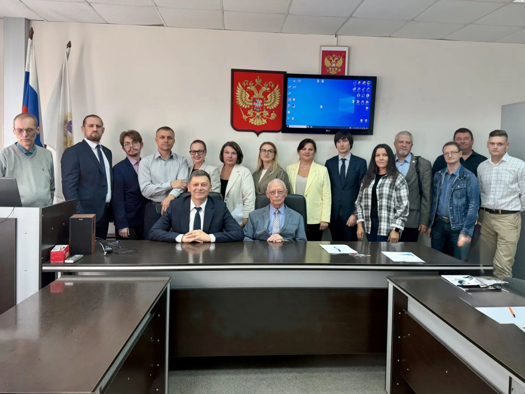 Преподаватели ВолГУ обсудили трансформацию высшего образования с помощью искусственного интеллекта (2).jpg