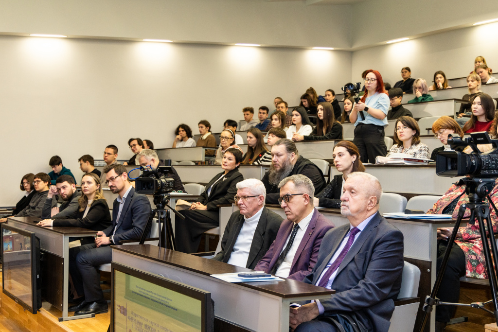 В ВолГУ говорят о роли Александра Невского в истории Руси