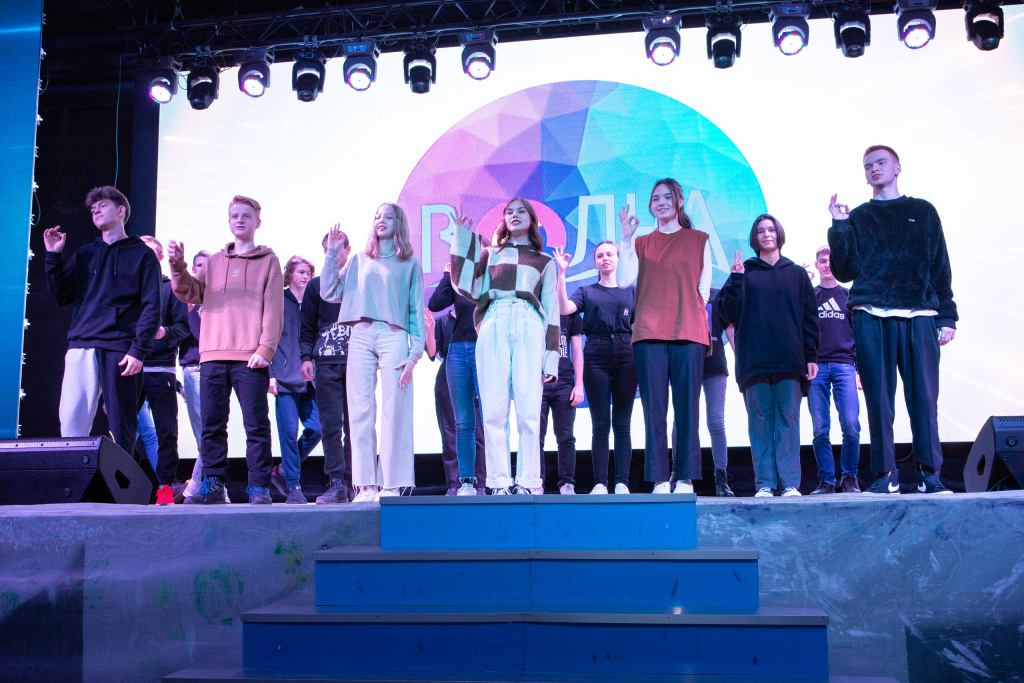 ГениУМ: юбилейная Смена по поддержке одаренных детей города Волгограда и области