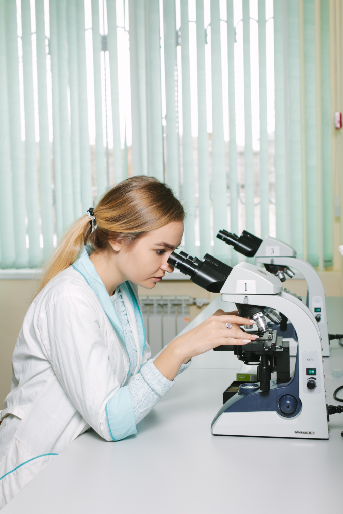 VolSU won a grant of 5 million rubles for developing student science.jpg