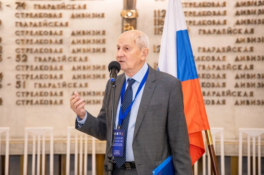 Гости ВолГУ – представители вузов евразийского пространства передали редкие книги в Музей-панораму Сталинградской битвы